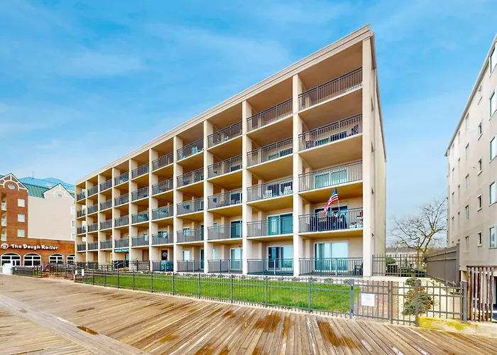 Polynesian 308 Apartment